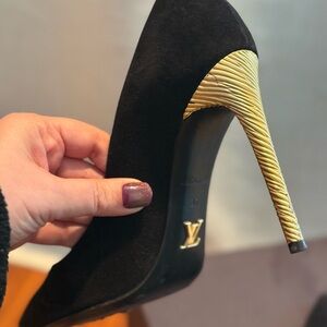 Louis Vuitton Black and Gold Heels